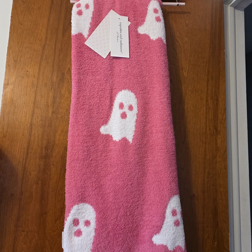 Ghost Pink Throw